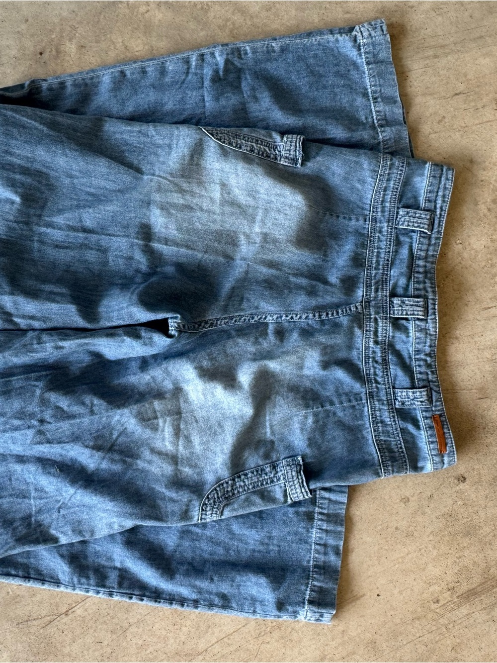 Pilcro faded blue high-rise denim jeans - Picture 5 of 5